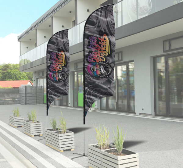 Crest Shaped Flags for Outdoor Displays & Business Advertising